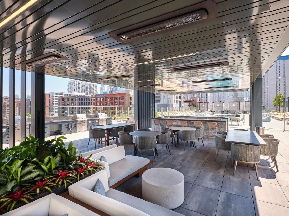 Level Chicago - River North Exterior photo